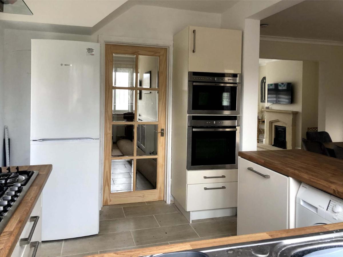 Residential 3 Bed House Harnham Villa Солсбъри Екстериор снимка